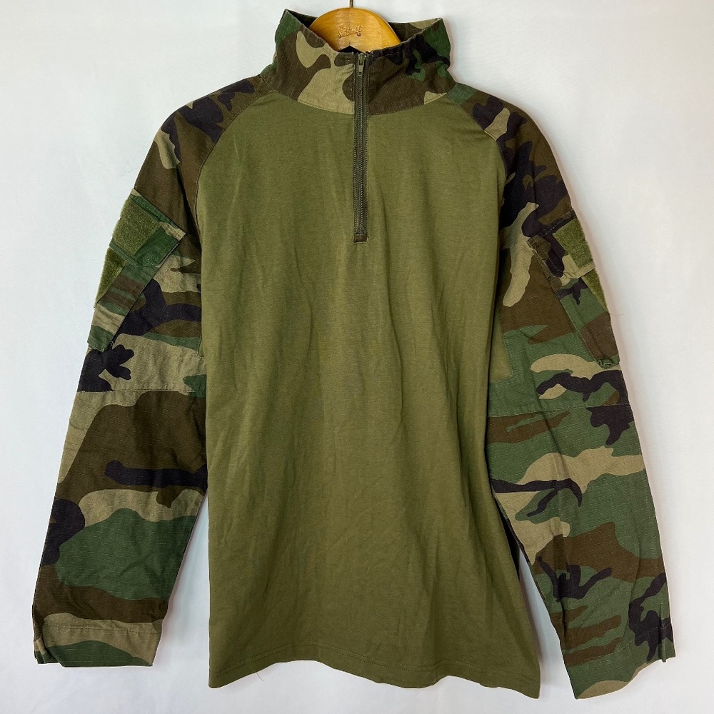 Men's L | Large Green Camouflage Tactical Military Combat Pullover Sweater